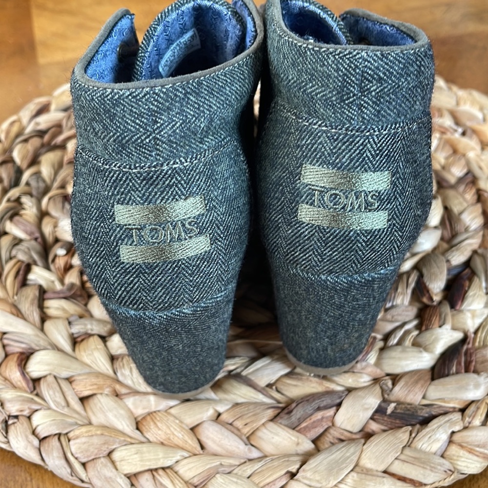 Toms shoes - Picture 4 of 5